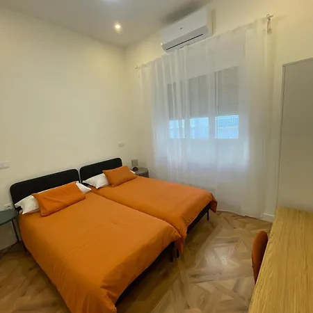 Poeta Del Tango * Alicante