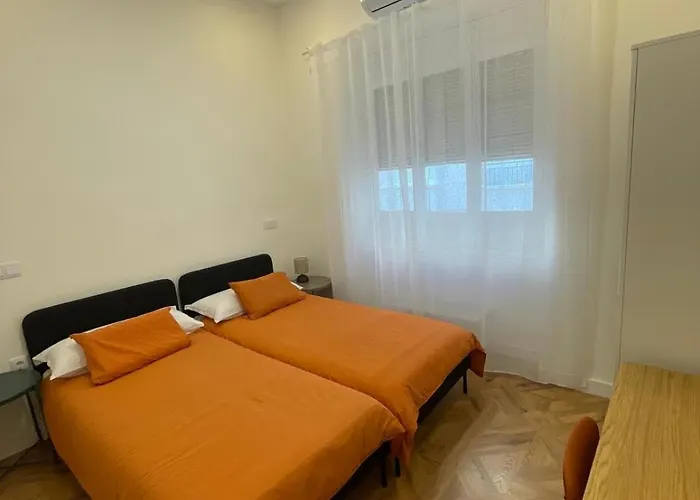 Poeta Del Tango * アリカンテ